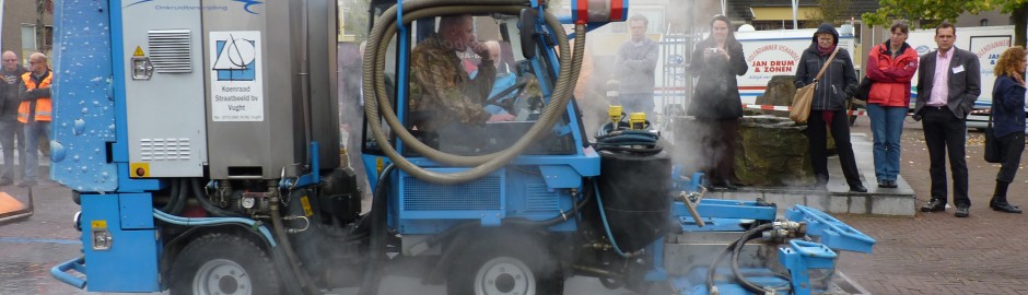 Onkruidbestrijding met heet water.